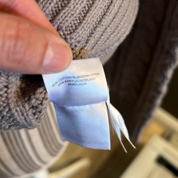 🛑 1 hour sale. Anne Klein, cardigan sweater, medium, bling buttons - Picture 8 of 8